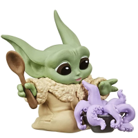 Figurina Star Wars - Baby Yoda, The Mandalorian - Grogu The Child, inaltime 5 cm, model 6